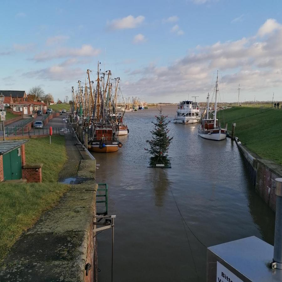 Hohes Haus Hotel Greetsiel Exterior foto