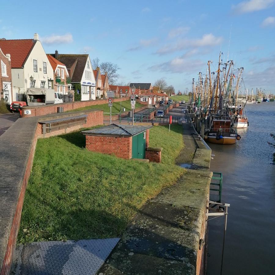 Hohes Haus Hotel Greetsiel Exterior foto